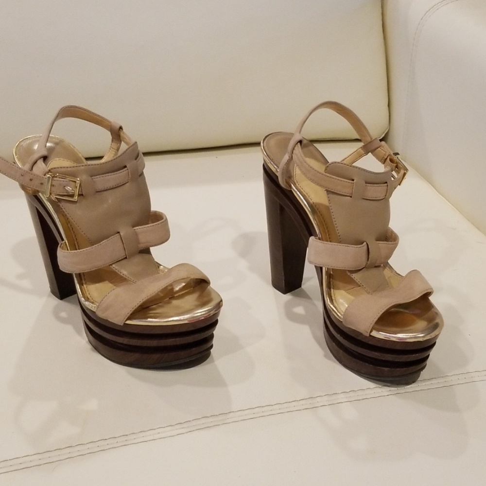 Gianni Bini heels. Size 7m